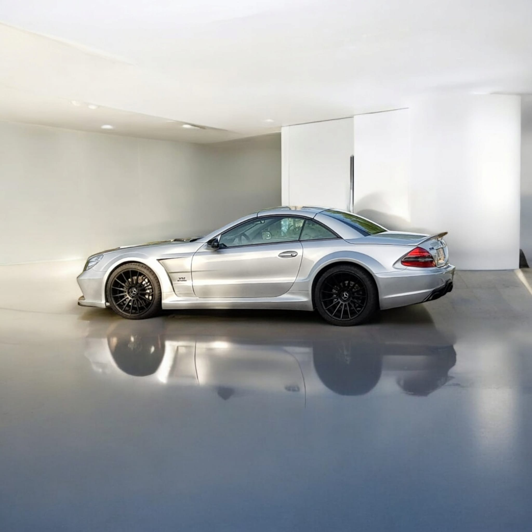 Vue arrière Mercedes SL 55 AMG Black Series
